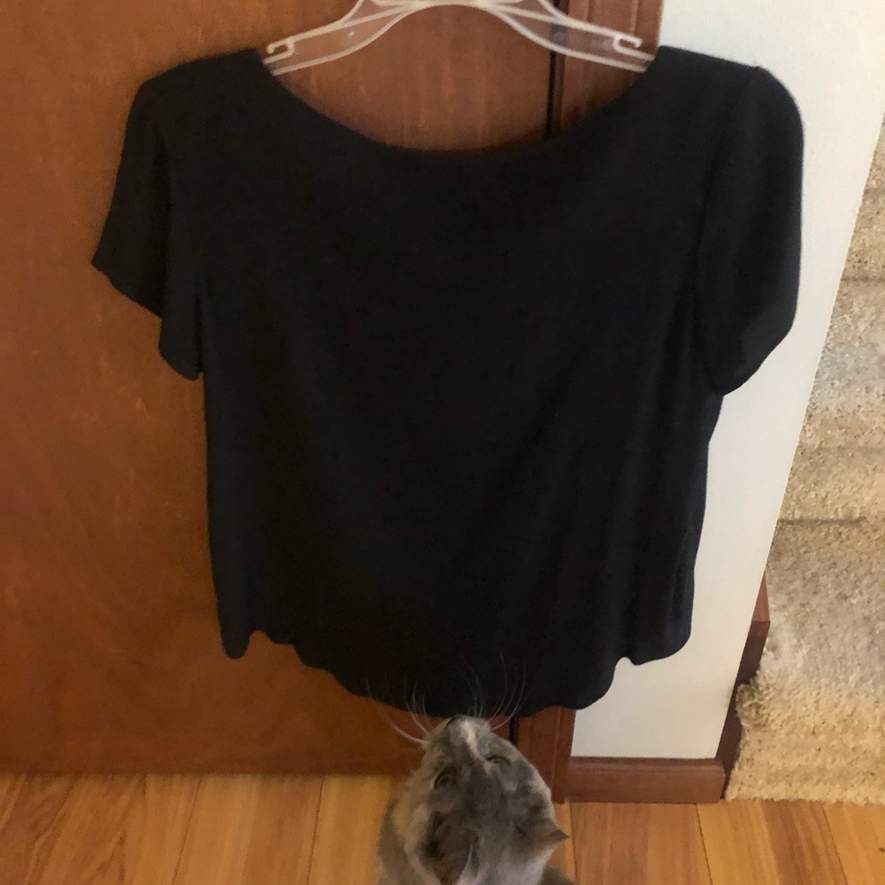 Black tee - Picture 2 of 2
